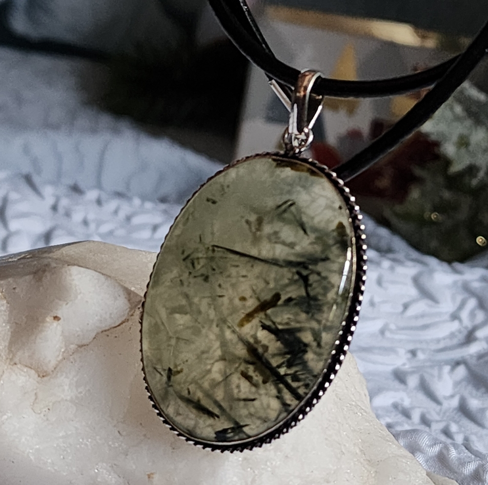 Natural PREHNITE Stone Genuine Leather Cord Boho Jewelry Gift For Women